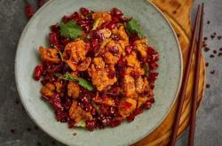 How to make Sichuan spicy chicken The method of making Sichuan spicy chicken