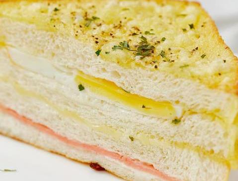 The recipe for egg and ham sandwiches