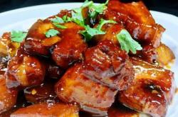 Practice of Braised pork belly in Brown Sauce with Beer