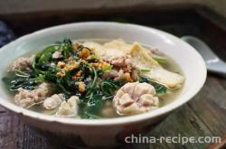 The preparation of Zhenzhu cauliflower soup