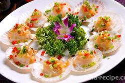 The method of steaming scallops with garlic vermicelli