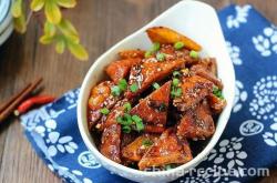 How to make braised chicken wings with dried tofu