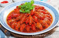 The recipe for braising crayfish in oil