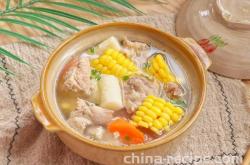 The recipe for Octopus Powder Ge Carrot Pork Bone Soup