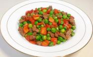 The recipe for stir frying diced beef