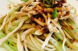 How to make cold noodles with chicken shreds