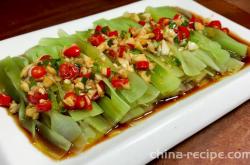 The method of refreshing stir fried lettuce