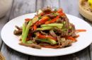 The method of stir frying shredded beef