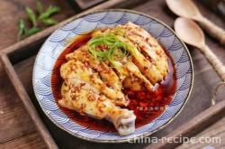 The recipe for spicy and hot water chicken