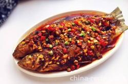 The recipe for cooking flat fish with Douban sauce