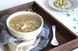 Practice of Job's tears, lily and mung bean Congee