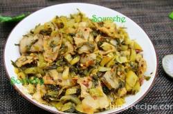 Stir fried Pork with pickled Chinese cabbage