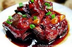 The recipe for Wuxi sauce pork ribs