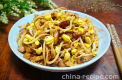 The method of stir frying meat with soybean sprouts