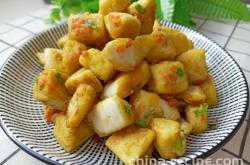 Stir fried Mantou with garlic sprouts