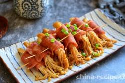 The recipe for bacon and enoki mushrooms