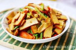 Stir fried dried tofu with celery