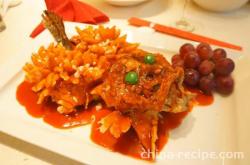 The method of making squirrel mandarin fish