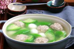 Chaoshan towel gourd fish Meat-ball soup