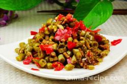 The method of making minced meat and sour beans