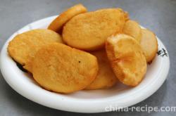 How to fry Mantou slices skillfully