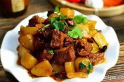 The Method of Sichuan Potato Braised Beef