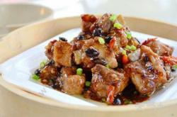 The method of steaming pork ribs with fermented soybeans