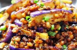 Method of making minced meat and eggplant