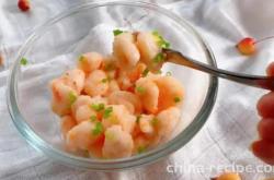 The method of preparing fresh shrimp balls as a complementary food