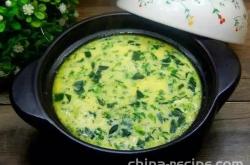 The recipe for baby's spinach and egg custard as a complementary food