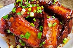 The recipe for braised pork ribs