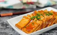 The recipe for sweet and spicy golden tofu