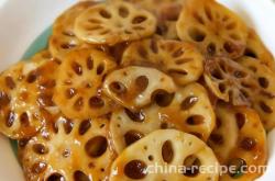 The method of making sweet and sour lotus root slices