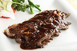 The recipe for fragrant beef ribs