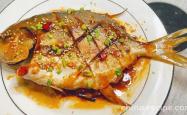 The method of braised Jinchang fish