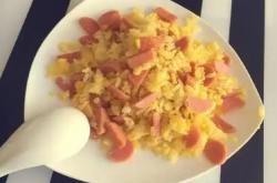 The practice of egg sausage and egg Fried Rice