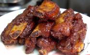 The recipe for braised pork ribs with honey sauce