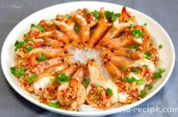 The recipe for steaming shrimp with minced garlic and vermicelli