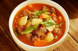 The recipe for tomato, potato, and beef brisket soup