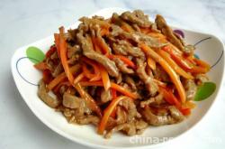 The recipe for carrot and beef shreds