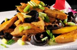 The method of cooking vegetarian chicken with mushroom, fungus and fungus