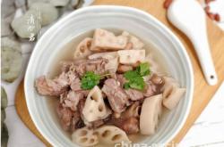 The recipe for peanut, lotus root, and pork rib soup