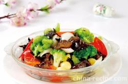 The method of stir frying oil consuming mixed vegetables with vegetarian ingredients