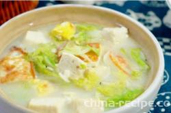 How to make meat and tofu Chinese cabbage soup for lunch