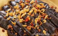 The method of cooking eggplant with shrimp