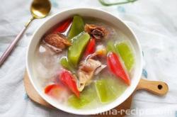 Recipe for Lettuce, Carrot, and Pork Rib Soup