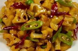 The method of making spicy shell and diced lotus root