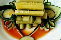 The recipe for cold mixed sweet and sour cucumber