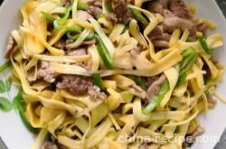 How to stir fry meat with jackfruit