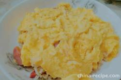 Recipe for Flowing Egg Rice Bun